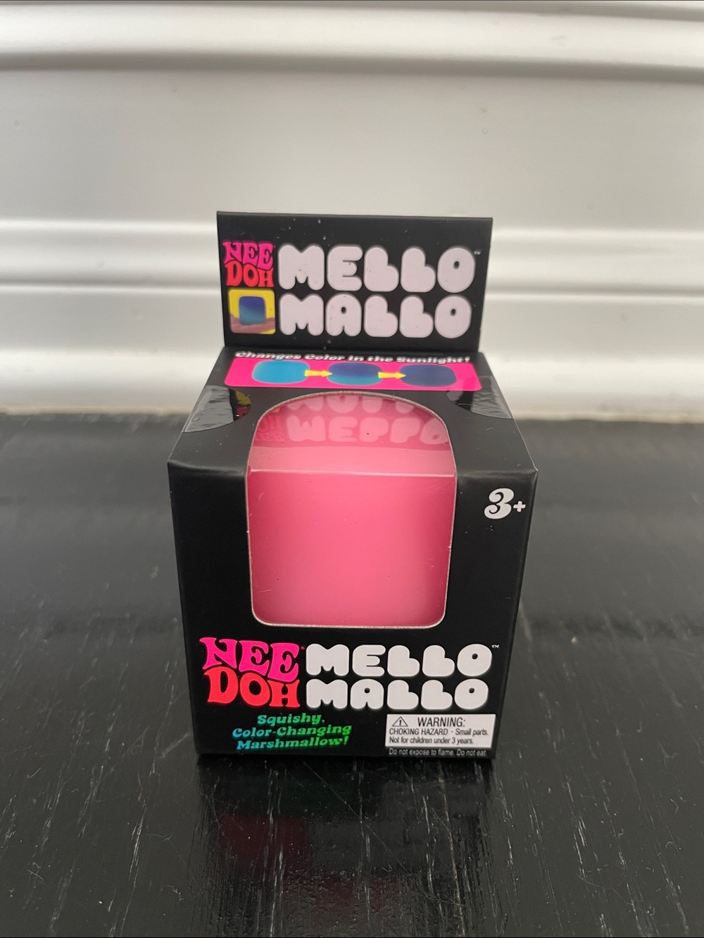 NeeDoh Mello Mallo Color-Changing Fidget Toy - pink